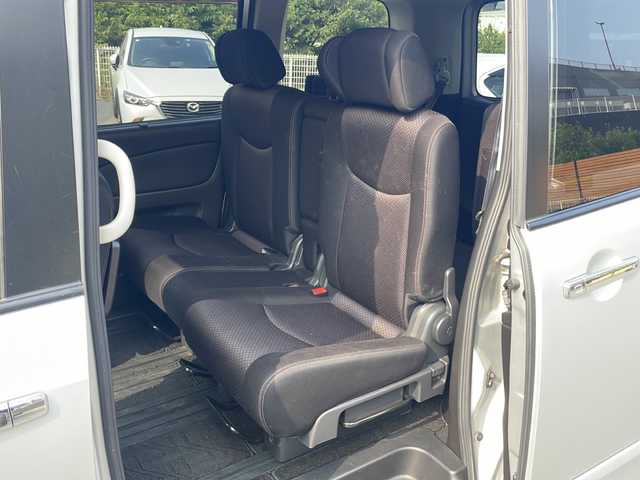 日産 セレナ ハイウェイスター Vセレクション 山梨県 2012(平24)年 13.8万km ブリリアントシルバー 純正SDナビ/Bluetooth接続/CD・DVD再生可能/ワンセグTV/バックカメラ/サイドカメラ/クルーズコントロール/フリップダウンモニター/両側パワースライドドア/横滑り防止装置/ビルトインETC/ドライブレコーダー/ダブルオートエアコン/フロアマット/スペアキー/スマートキー/プッシュスタート/取扱説明書/保証書