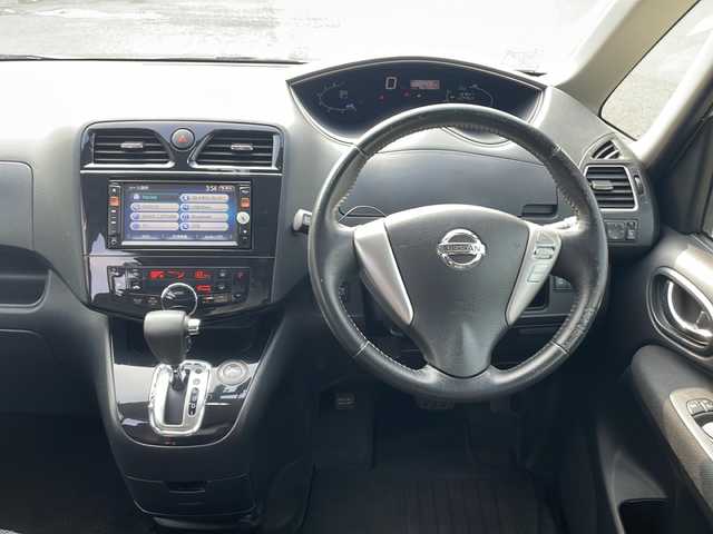 日産 セレナ ハイウェイスター Vセレクション 山梨県 2012(平24)年 13.8万km ブリリアントシルバー 純正SDナビ/Bluetooth接続/CD・DVD再生可能/ワンセグTV/バックカメラ/サイドカメラ/クルーズコントロール/フリップダウンモニター/両側パワースライドドア/横滑り防止装置/ビルトインETC/ドライブレコーダー/ダブルオートエアコン/フロアマット/スペアキー/スマートキー/プッシュスタート/取扱説明書/保証書
