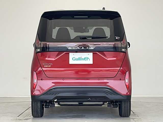 日産 サクラ X 90周年記念車 愛知県 2024(令6)年 0.3万km スパークリングレッド/ブラック プロパイロット/衝突軽減システム/純正9型ディズプレイオーディオ　ナビあり/全方位カメラ/クルーズコントロール/シートヒーター/フルセグ/Bluetzooth/バックカメラ/コーナーセンサー/純正アルミホイール/ETC2.0/LEDヘッドライト/ステアリングヒーター/オートライト/ドライブレコーダー/ステアリングスイッチ/スマートキー/プッシュスタート