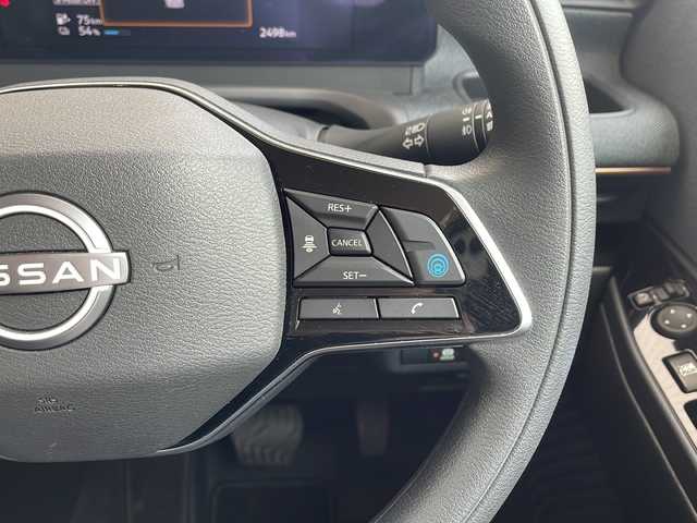 日産 サクラ X 90周年記念車 愛知県 2024(令6)年 0.3万km スパークリングレッド/ブラック プロパイロット/衝突軽減システム/純正9型ディズプレイオーディオ　ナビあり/全方位カメラ/クルーズコントロール/シートヒーター/フルセグ/Bluetzooth/バックカメラ/コーナーセンサー/純正アルミホイール/ETC2.0/LEDヘッドライト/ステアリングヒーター/オートライト/ドライブレコーダー/ステアリングスイッチ/スマートキー/プッシュスタート