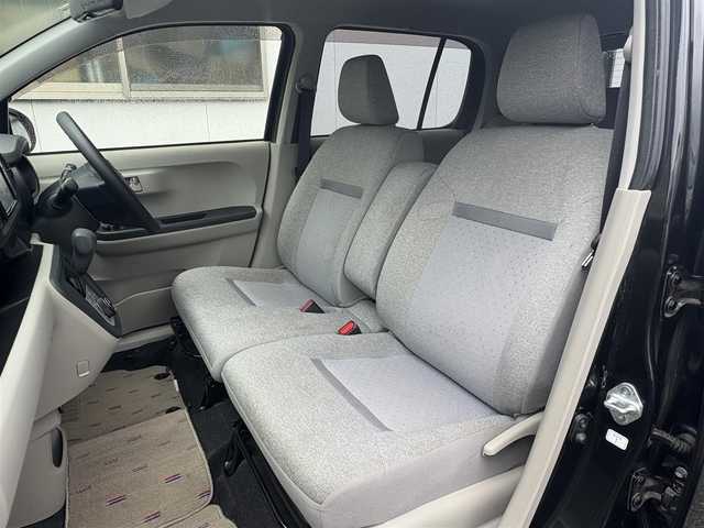 トヨタ パッソ X Lパッケージ S 三重県 2017(平29)年 6.5万km ブラックマイカメタリック ♪ワンオーナー/♪走行64696km/スマートアシストII/・衝突警報機能/・衝突回避支援ブレーキ機能/・誤発進抑制制御機能/・後方誤発進抑制制御機能/・車線逸脱警報/・先行車発進お知らせ機能/スマートキー/プッシュスタート/アイドリングストップ/純正ナビ/・TV・AUX・CD・SD/・Bluetoothオーディオ/・バックカメラ/ドライブレコーダー/モデリスタ14インチAW/LEDヘッドライト/LEDフォグライト/オートリトラクタブルミラー/ビルトインETC/ステアリングスイッチ/ヘッドライトレベライザー/プライバシーガラス/フロアマット/ドアバイザー
