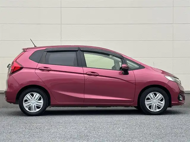 ホンダ フィット 13G L ホンダセンシング 茨城県 2018(平30)年 7.5万km ルージュアメジストM 純正ナビ(フルセグ/AMFM/Bluetooth)/純正ドライブレコーダー/バックカメラ/クルーズコントロール/オートエアコン/ビルトインＥＴＣ/レーンキープアシスト/純正フロアマット/保証書