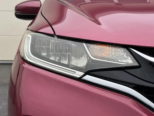 ホンダ フィット 13G L ホンダセンシング 茨城県 2018(平30)年 7.5万km ルージュアメジストM 純正ナビ(フルセグ/AMFM/Bluetooth)/純正ドライブレコーダー/バックカメラ/クルーズコントロール/オートエアコン/ビルトインＥＴＣ/レーンキープアシスト/純正フロアマット/保証書