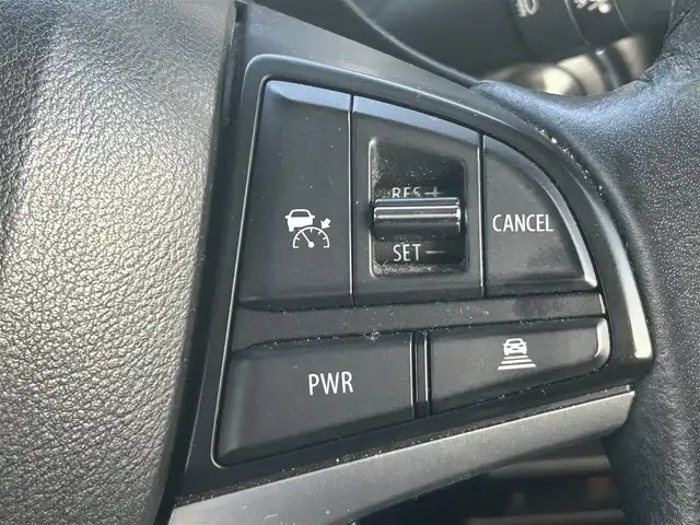 スズキ ハスラー HYBRID X ターボ 岡山県 2020(令2)年 7.5万km ブルーイッシュブラックパール3 登録時走行距離74784km/純正9インチナビ/フルセグTV(AM.FM.CD.DVD.TV.BT)/全方位カメラ/４WD/ETC/ドライブレコーダー/シートヒーター/クリアランスソナー/衝突軽減ブレーキ/横滑り防止装置/クルーズコントロール(追従走行あり)/車線逸脱警報（レーンキープアシスト）/ダウンヒルアシスト/オートライト/アイドリングストップ/15インチ純正AW/純正フロアカバー/保証書/取扱説明書