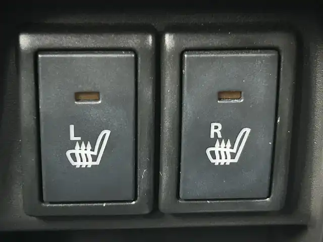 スズキ ハスラー HYBRID X ターボ 岡山県 2020(令2)年 7.5万km ブルーイッシュブラックパール3 登録時走行距離74784km/純正9インチナビ/フルセグTV(AM.FM.CD.DVD.TV.BT)/全方位カメラ/４WD/ETC/ドライブレコーダー/シートヒーター/クリアランスソナー/衝突軽減ブレーキ/横滑り防止装置/クルーズコントロール(追従走行あり)/車線逸脱警報（レーンキープアシスト）/ダウンヒルアシスト/オートライト/アイドリングストップ/15インチ純正AW/純正フロアカバー/保証書/取扱説明書