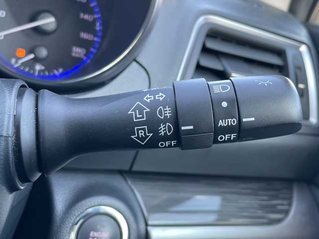 スバル アウトバック リミテッド スマートED 青森県 2016(平28)年 9.1万km クリスタルホワイトP 4WD/純正8インチナビ・フルセグTV/CD・DVD・Bluetooth・SD・HDMI/バックカメラ/ハーフレザーシート/前席パワーシート/前後席シートヒーター/アイサイトver.3/アドバンスドセイフティパッケージ/衝突軽減ブレーキ/追従クルーズコントロール/アクティブレーンキープ/ブラインドスポットモニター/ハイビームアシスト/パドルシフト/前方ドライブレコーダー/サイド・カーテンエアバッグ/ビルトインETC/パドルシフト/LEDヘッドライト/フォグランプ/リアフォグランプ/純正18インチアルミ/ルーフレール