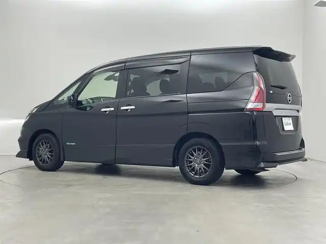 日産 セレナ ハイウェイスター G 埼玉県 2016(平28)年 5.1万km ダイヤモンドブラック 純正９インチナビ　フリップダウンモニター　アラウンドビューモニター　プロパイロット　ビルトインＥＴＣ　インテリジェントルームミラー　両側パワースライドドア　社外アルミ　ＬＥＤライト　地デジフルセグＴＶ
