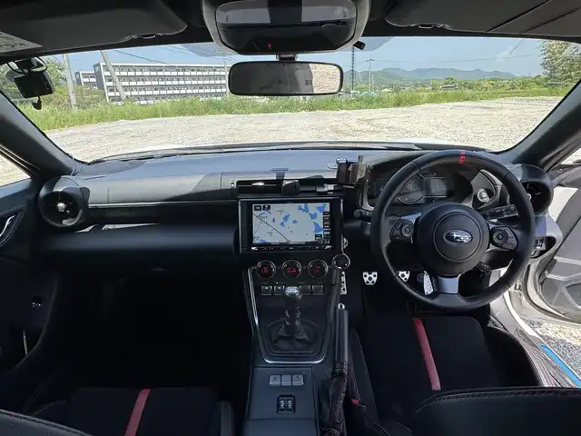 スバル ＢＲＺ S 兵庫県 2021(令3)年 1.4万km クリスタルホワイトP TC-4アドバンレーシング18インチAW/BLITZ車高調/BLITZニュルスペックマフラー/STIフロントアンダースポイラー/HKSカーボンダックテールスポイラー/KENWOODナビ/バックカメラ/フルセグTV/LEDヘッドライト