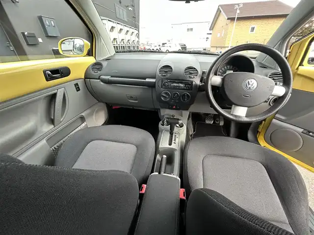 フォルクスワーゲン ニュー ビートル 道東・釧路十勝 2003(平15)年 7.2万km サンフラワー