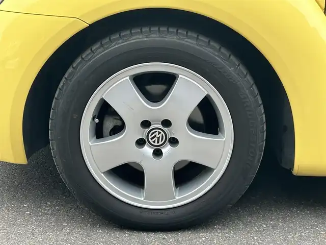 フォルクスワーゲン ニュー ビートル 道東・釧路十勝 2003(平15)年 7.2万km サンフラワー