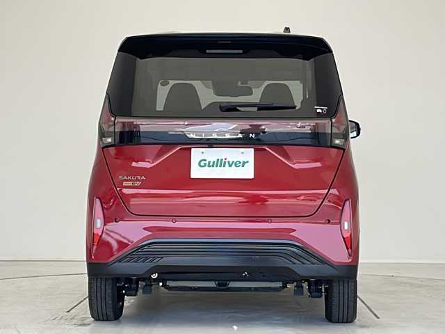 日産 サクラ X 90周年記念車 愛知県 2024(令6)年 0.5万km スパークリングレッド/ブラック プロパイロット/衝突軽減システム/純正９型ディスプレイオーディオ（ナビあり）/全方位カメラ/シートヒーター/フルセグ/Bluetooth/バックカメラ/コーナーセンサー/純正アルミホイール/LEDヘッドライト/オートマチックハイビーム/ドライブレコーダー/ＥＴＣ２．０/ステアリングスイッチ/スマートキー/プッシュスタート
