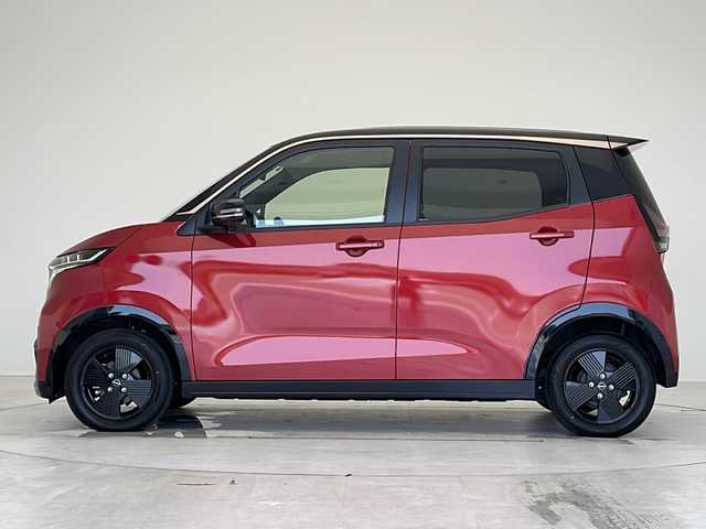 日産 サクラ X 90周年記念車 愛知県 2024(令6)年 0.5万km スパークリングレッド/ブラック プロパイロット/衝突軽減システム/純正９型ディスプレイオーディオ（ナビあり）/全方位カメラ/シートヒーター/フルセグ/Bluetooth/バックカメラ/コーナーセンサー/純正アルミホイール/LEDヘッドライト/オートマチックハイビーム/ドライブレコーダー/ＥＴＣ２．０/ステアリングスイッチ/スマートキー/プッシュスタート