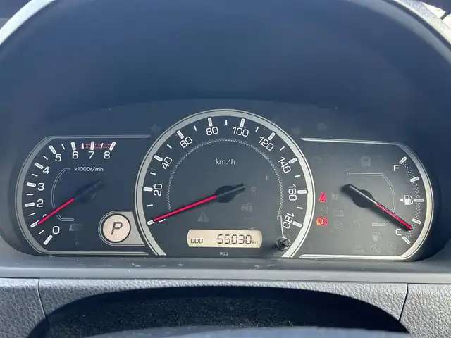 トヨタ ヴォクシー X 静岡県 2014(平26)年 5.5万km ホワイトパールクリスタルシャイン ユーザー買取車両/ALPINEナビ/（FM/CD/DVD/フルセグTV/BT）/ドライブレコーダー/ビルトインETC/フリップダウンモニター/片側パワースライドドア/バックカメラ/純正フロアマット/アイドリンクストップ/横滑り防止装置/保証書/記録簿/取扱説明書