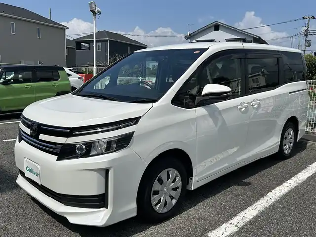 トヨタ ヴォクシー X 静岡県 2014(平26)年 5.5万km ホワイトパールクリスタルシャイン ユーザー買取車両/ALPINEナビ/（FM/CD/DVD/フルセグTV/BT）/ドライブレコーダー/ビルトインETC/フリップダウンモニター/片側パワースライドドア/バックカメラ/純正フロアマット/アイドリンクストップ/横滑り防止装置/保証書/記録簿/取扱説明書