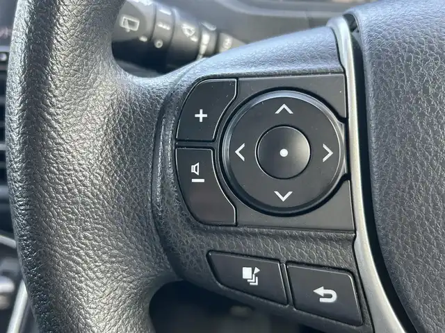 トヨタ ヴォクシー X 静岡県 2014(平26)年 5.5万km ホワイトパールクリスタルシャイン ユーザー買取車両/ALPINEナビ/（FM/CD/DVD/フルセグTV/BT）/ドライブレコーダー/ビルトインETC/フリップダウンモニター/片側パワースライドドア/バックカメラ/純正フロアマット/アイドリンクストップ/横滑り防止装置/保証書/記録簿/取扱説明書
