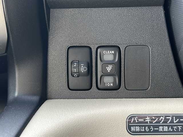 トヨタ パッソ X Fパッケージ 富山県 2009(平21)年 6.8万km マルーンブラウンマイカ 禁煙車 /純正HDDナビ【ワンセグTV/DVD/CD】 /アンチロックブレーキシステム　/スマートキー　/エアコン　/ハロゲンヘッドライト　　