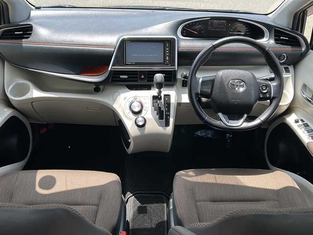 トヨタ シエンタ G 石川県 2016(平28)年 4.2万km ブラックマイカ 社外ナビ（CN-R330WD）/【CD/DVD】/フルセグTV/ETC/両側パワースライドドア/スマートキー＆プッシュスタート/電動格納ミラー/純正フロアマット/ヘッドレベライザー/純正ドアバイザー/Wエアバッグ/取扱説明書