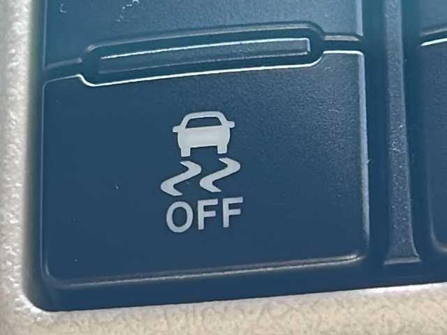 トヨタ シエンタ G 石川県 2016(平28)年 4.2万km ブラックマイカ 社外ナビ（CN-R330WD）/【CD/DVD】/フルセグTV/ETC/両側パワースライドドア/スマートキー＆プッシュスタート/電動格納ミラー/純正フロアマット/ヘッドレベライザー/純正ドアバイザー/Wエアバッグ/取扱説明書