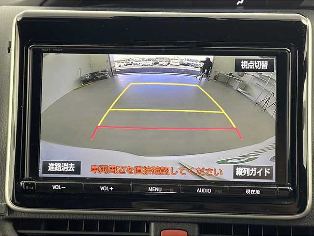 トヨタ ノア ハイブリッド Si 岐阜県 2017(平29)年 5.2万km ホワイトパールクリスタルシャイン BLITZ車高調/純正９インチナビ　NSZT-Y66T/CD/DVD/Blutooth/フルセグTV/純正フリップダウンモニター/バックカメラ/衝突軽減ブレーキ/レーンキープアシスト/先行車発進通知/クルーズコントロール/両側パワースライドドア/オートLEDヘッドライト/オートハイビーム/ミラー型前後ドラレコ/運・助シートヒーター/ETC/スマートキー×２/純正１６インチアルミホイール