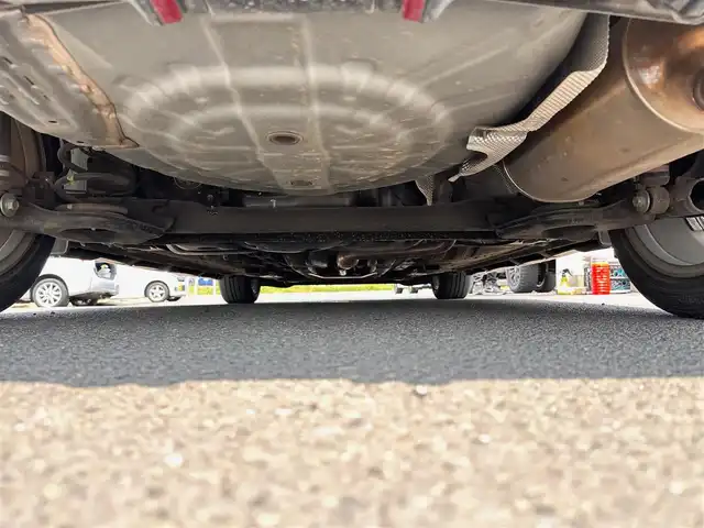 日産 ノート e－パワー ニスモ 宮城県 2020(令2)年 7.1万km ダークメタルグレー インテリジェントエマージェンシーブレーキ/純正SDナビ/【CD・DVD・SD・BT・USB・フルセグTV】/アラウンドビューモニター/純正16インチAW/純正エアロ/デジタルインナー/クルーズコントロール/社外コンソールBOX/車線逸脱警報/踏み間違い衝突防止アシスト/フロント＆バックソナー/ハイビームアシスト/オートライト/LEDヘッドライト/LEDデイライト/革巻きステアリング/ステアリングスイッチ/シートリフター/スマートキー＆プッシュスタート/電動格納ミラー/アルミ製ペダル/純正フロアマット/ドアバイザー/Wエアバッグ/ETC