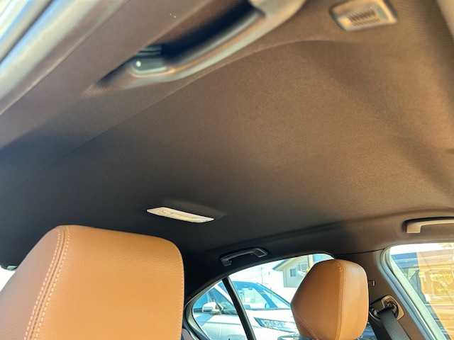 ＢＭＷ ３２０ｄ Mスポーツ 東京都 2015(平27)年 4.7万km ミネラルホワイト 純正HDDナビ【AM/FM/BT/CD/DVD】/ヘッドアップディスプレイ/アクティブクルーズコントロール/バックカメラ/横滑り防止装置/レーンキープアシスト/パワーシート【運転席側+助手席側】/シートヒーター【運転席側+助手席側】/オートマチックハイビーム/USB入力端子/純正ETC/純正19インチAW/レザーシート/保証書/取扱説明書/スペアキー×1