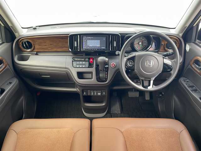 ホンダ Ｎ ＯＮＥ セレクト 三重県 2018(平30)年 0.3万km プレミアムアイボリーパール2トーン 社外ナビ/ETC/バックカメラ/ハーフレザーシート/シートヒーター/USB給電/シティブレーキアクティブシステム/後コーナーセンサー/ECON/アイドリングストップ/横滑り防止/純正フロアマット