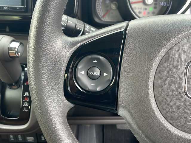 ホンダ Ｎ ＯＮＥ セレクト 三重県 2018(平30)年 0.3万km プレミアムアイボリーパール2トーン 社外ナビ/ETC/バックカメラ/ハーフレザーシート/シートヒーター/USB給電/シティブレーキアクティブシステム/後コーナーセンサー/ECON/アイドリングストップ/横滑り防止/純正フロアマット