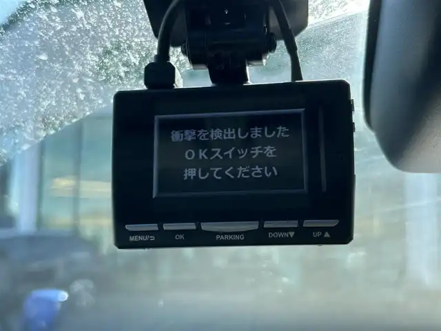 トヨタ ハイラックス Z 東京都 2019(令1)年 3.5万km ネビュラブルーM セーフティセンス/プリクラッシュセーフティ/レーントレーシングアシスト/レーダークルーズコントロール/純正ナビＴＶ（NSZT-W68T）/バックカメラ/CD/DVD/BT/TV/AM/FM/ＴＲＤステップ/ＴＲＤスポーツバー/ＸＴＲＥＭＥ－Ｊアルミホイール/ＢＦグッドリッジ：ホワイトレター/ＪＡＯＳスプリング/フロントガード/前後方ドライブレコーダー/保証書・取説・スペアキー