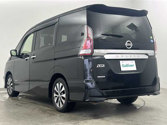 日産 セレナ ハイウェイスターVセレクションⅡ 兵庫県 2019(令1)年 6万km ダイヤモンドブラック ・純正9インチナビ＆BT＆TV＆CD＆DVD&SD/・アラウンドビューモニター/・プロパイロット/・両側パワースライドドア/・ハンズフリーオートスライドドア/・インテリジェント パーキングアシスト/・アイドリングストップ/・電動パーキングブレーキ/・オートブレーキホールド/・ビークルダイナミクスコントロール/・ヒルスタートアシスト/・エマージェンシーブレーキ/・LI（車線逸脱防止支援システム）/・LDW（車線逸脱警報）/・BSI（後側方衝突防止支援システム）/・BSW（後側方車両検知警報）/・RCTA（後退時車両検知警報）/・インテリジェント DA（ふらつき警報）/・踏み間違い衝突防止アシスト/・標識検知機能（進入禁止標識検知/・最高速度標識検知/・一時停止標識検知/・ビルトインETC/・ドライブレコーダー/・ドアバイザー/・スマートルームミラー/・LEDヘッドライト/・純正フロアマット/・純正16インチアルミホイール/・スマートキー/・プッシュスタート