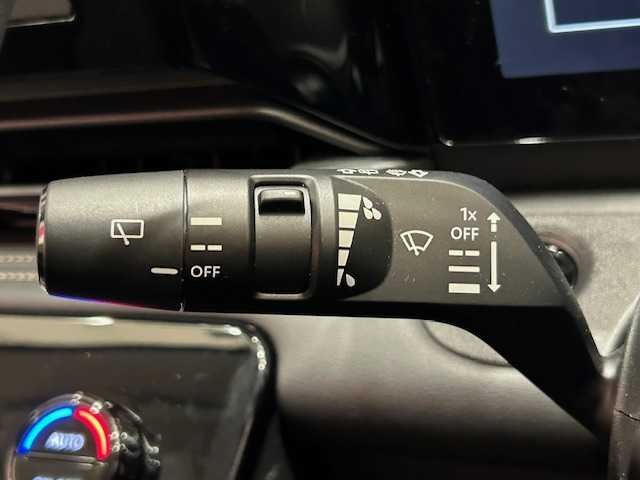 日産 セレナ e－パワー ハイウェイスター V 埼玉県 2023(令5)年 1.8万km ダイヤモンドブラック プロパイロット/エマージェンシーブレーキ/社外ナビ/　　CD/DVD/BT/ワンセグ/アラウンドビューモニター/両側パワースライドドア/レーダークルーズコントロール/LEDオートライト/オートハイビーム/純正16インチアルミホイール/ステアリングスイッチ/USBポート/ETC/ブラインドスポットモニター/デジタルインナーミラー/禁煙車