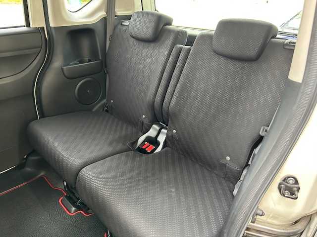 ホンダ Ｎ ＢＯＸ カスタム SSパッケージ 神奈川県 2014(平26)年 8.1万km プレミアムホワイトパール ●Ｃｕｓｔｏｍ　ＳＳパッケージ/●4WD/●ギャザーズナビ/CD /DVD /BT /SD /地デジ/●バックカメラ/●ETC2.0/●両側パワースライドドア/●シートヒーター（運転席/助手席）/●あんしんパッケージ/シティブレーキアクティブシステム/前席用i-サイドエアバッグシステム/サイドカーテンエアバッグシステム/●ピアノブラック調インパネガーニッシュ/●クロームメッキ・セレクトレバーボタン/●オーディオリモートコントロールスイッチ/●14インチアルミホイール/●HIDヘッドライト/●フォグライト/●ドアミラーウインカー/●VSA（ABS＋TCS＋横すべり抑制）/●エマージェンシーストップシグナル/●ヒルスタートアシスト機能/●アイドリングストップ/●ECONスイッチ/●運転席ハイトアジャスター/●スマートキー2個/●保証書/●取扱説明書