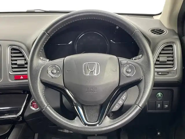 ホンダ ヴェゼル ハイブリッド X 新潟県 2016(平28)年 3.7万km ホワイトオーキッドパール 純正メモリナビ【VXM-164VFi】/　フルセグTV/Bluetooth/CD/DVD/USB/衝突被害軽減ブレーキ/クルーズコントロール/純正ドライブレコーダー/バックモニター/ETC/LEDヘッドライト/横滑り防止装置/オートライト/レザーステアリング/パドルシフト