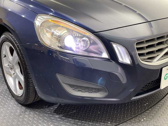 ボルボ Ｓ６０ ドライブe 愛媛県 2011(平23)年 16.7万km 紺 純正ナビ/ワンセグ／Ｂｌｕｅｔｏｏｔｈ／ＵＳＢ/ＥＴＣ/クルーズコントロール/衝突被害軽減ブレーキ/ＤＮ席パワーシート/レザーシート/ＤＮ席シートヒーター/コーナーセンサー/ＬＥＤヘッドライト