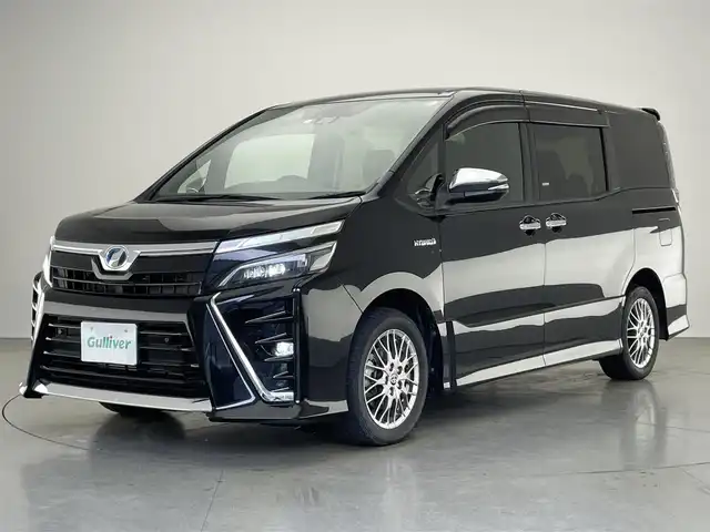 トヨタ ヴォクシー ハイブリッド ZS 煌Ⅱ 愛知県 2019(平31)年 2.8万km ブラック 純正１０型ナビ　純正１２型後席モニター　両側パワスラ　フルセグＴＶ　シートヒーター　バックカメラ　純正ドラレコ　ＥＴＣ　セーフティセンス　衝突軽減　レーンキープ　３眼ＬＥＤ　クルコン　プッシュスタート　スマートキー　コーナーセンサー　オートハイビーム　レーンキープ　