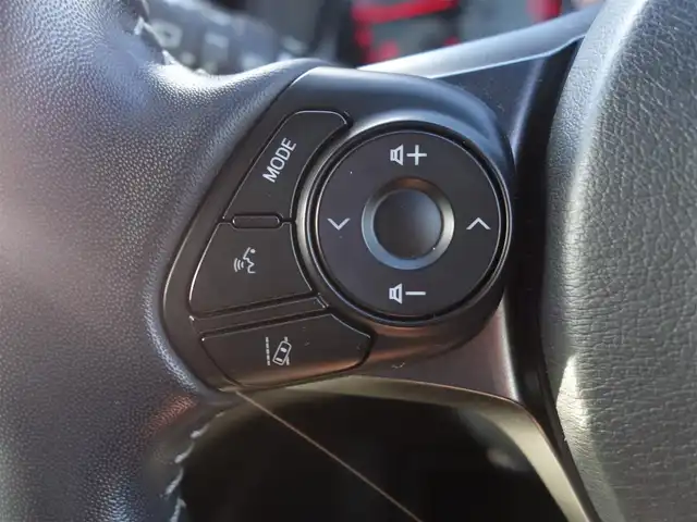 トヨタ ハリアー エレガンス GRスポーツ 山形県 2018(平30)年 1.6万km ホワイトパールクリスタルシャイン 4WD/衝突被害軽減システム/ワンオーナー/アルパインメモリナビ/　　【CD DVD BT フルセグ USB】/バックカメラ/レーダークルーズコントロール/LEDオートヘッドライト/ハーフレザーシート/パワーシート/純正19インチアルミホイール/アイドリングストップ/ステアリングスイッチ/MTモード付AT/IC付ターボ/電動格納ウィンカーミラー/フォグランプ/スマートキー/ETC