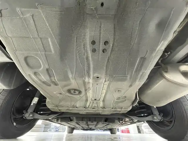 ホンダ シャトル ハイブリッド X ホンダセンシング 滋賀県 2017(平29)年 7.1万km ミスティックガーネットP 純正7インチナビ/【Bluetooth/CD/DVD/フルセグTV】/ハーフレザーシート/ホンダセンシング/・衝突軽減ブレーキ/・誤発進抑制機能/・歩行者事故低減ステアリング/・路外逸脱抑制機能/・アダプティブクルーズコントロール/・LKAS〈車線維持支援システム〉/・先行車発進お知らせ機能/・標識認識機能/バックカメラ/LEDヘッドライト/D/Nシートヒーター/前方ドライブレコーダー/MTモード付AT/純正フロアマット/プッシュスタート/スマートキー/ステアリングリモコン