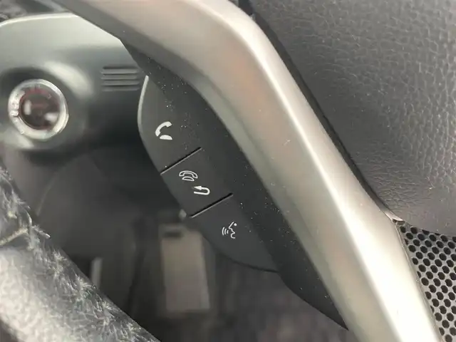 ホンダ シャトル ハイブリッド X ホンダセンシング 滋賀県 2017(平29)年 7.1万km ミスティックガーネットP 純正7インチナビ/【Bluetooth/CD/DVD/フルセグTV】/ハーフレザーシート/ホンダセンシング/・衝突軽減ブレーキ/・誤発進抑制機能/・歩行者事故低減ステアリング/・路外逸脱抑制機能/・アダプティブクルーズコントロール/・LKAS〈車線維持支援システム〉/・先行車発進お知らせ機能/・標識認識機能/バックカメラ/LEDヘッドライト/D/Nシートヒーター/前方ドライブレコーダー/MTモード付AT/純正フロアマット/プッシュスタート/スマートキー/ステアリングリモコン