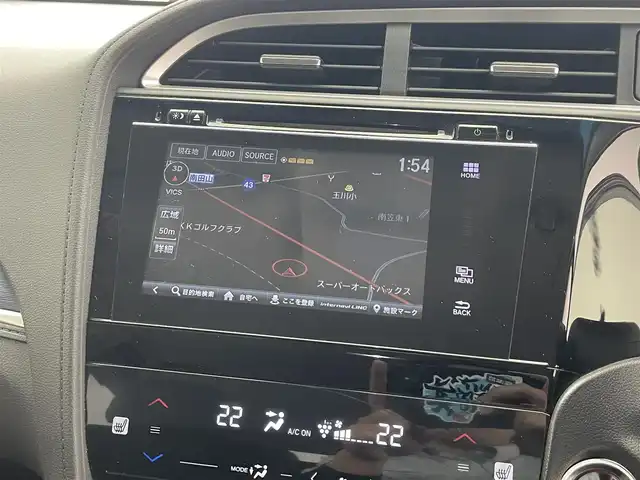 ホンダ シャトル ハイブリッド X ホンダセンシング 滋賀県 2017(平29)年 7.1万km ミスティックガーネットP 純正7インチナビ/【Bluetooth/CD/DVD/フルセグTV】/ハーフレザーシート/ホンダセンシング/・衝突軽減ブレーキ/・誤発進抑制機能/・歩行者事故低減ステアリング/・路外逸脱抑制機能/・アダプティブクルーズコントロール/・LKAS〈車線維持支援システム〉/・先行車発進お知らせ機能/・標識認識機能/バックカメラ/LEDヘッドライト/D/Nシートヒーター/前方ドライブレコーダー/MTモード付AT/純正フロアマット/プッシュスタート/スマートキー/ステアリングリモコン