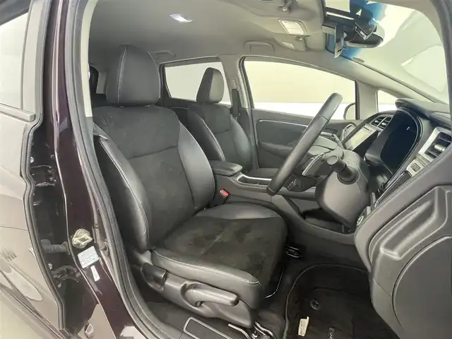 ホンダ シャトル ハイブリッド X ホンダセンシング 滋賀県 2017(平29)年 7.1万km ミスティックガーネットP 純正7インチナビ/【Bluetooth/CD/DVD/フルセグTV】/ハーフレザーシート/ホンダセンシング/・衝突軽減ブレーキ/・誤発進抑制機能/・歩行者事故低減ステアリング/・路外逸脱抑制機能/・アダプティブクルーズコントロール/・LKAS〈車線維持支援システム〉/・先行車発進お知らせ機能/・標識認識機能/バックカメラ/LEDヘッドライト/D/Nシートヒーター/前方ドライブレコーダー/MTモード付AT/純正フロアマット/プッシュスタート/スマートキー/ステアリングリモコン