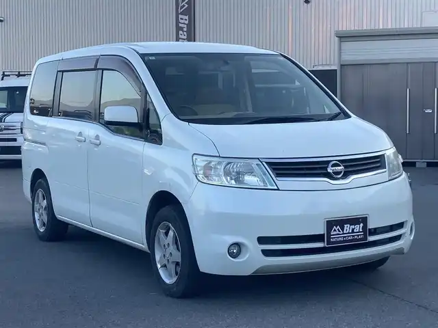 日産 セレナ 20S 長野県 2006(平18)年 14.1万km ホワイトパール 純正ナビ/(AM/FM/CD/MD/AUX)/サイド・バックカメラ/ステアリングスイッチ/ETC/両側パワースライドドア/電格ミラー/ウインカーミラー/ドアバイザー