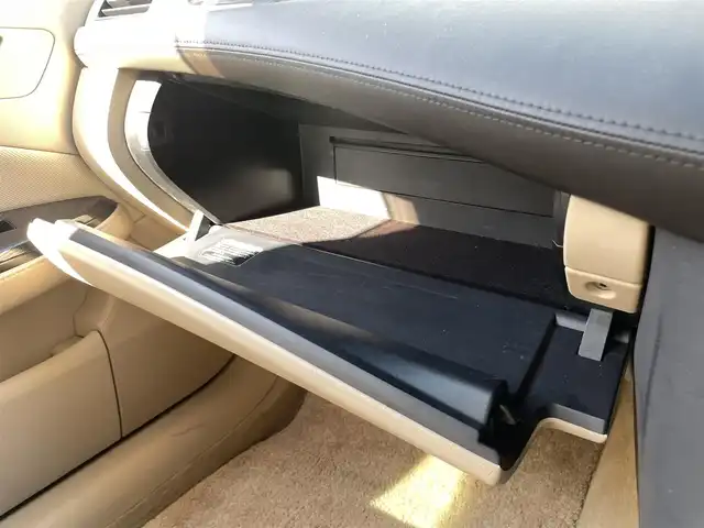 トヨタ クラウン ハイブリッド スタンダードパッケージ 宮崎県 2008(平20)年 7.6万km プレミアムシルバーパール メーカーナビゲーション/　AM FM CD DVD HDD/バックカメラ　/運転席パワーシート　/助手席パワーシート/クルーズコントロール　/ＥＴＣ車載器　/ＨＩＤヘッドライト　/スマートキー　/プッシュスタート　/純正18インチアルミホイール　