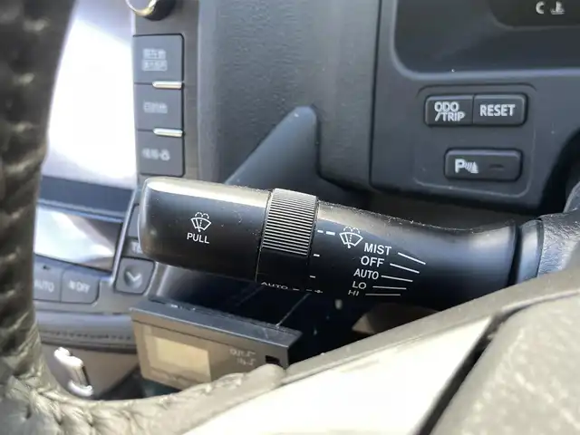 トヨタ クラウン ハイブリッド スタンダードパッケージ 宮崎県 2008(平20)年 7.6万km プレミアムシルバーパール メーカーナビゲーション/　AM FM CD DVD HDD/バックカメラ　/運転席パワーシート　/助手席パワーシート/クルーズコントロール　/ＥＴＣ車載器　/ＨＩＤヘッドライト　/スマートキー　/プッシュスタート　/純正18インチアルミホイール　