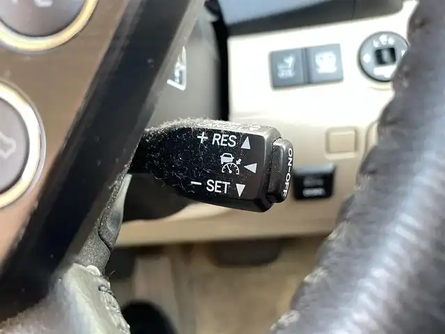 トヨタ クラウン ハイブリッド スタンダードパッケージ 宮崎県 2008(平20)年 7.6万km プレミアムシルバーパール メーカーナビゲーション/　AM FM CD DVD HDD/バックカメラ　/運転席パワーシート　/助手席パワーシート/クルーズコントロール　/ＥＴＣ車載器　/ＨＩＤヘッドライト　/スマートキー　/プッシュスタート　/純正18インチアルミホイール　