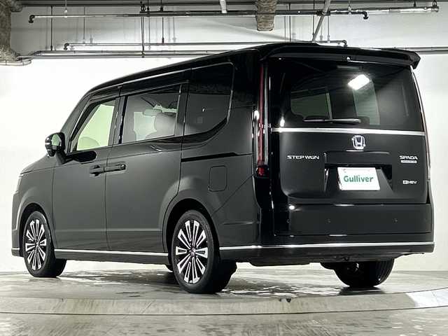 ホンダ ステップワゴン スパーダ eHEV プレミアムライン 広島県 2022(令4)年 5.2万km クリスタルブラックパール 禁煙/ホンダセンシング/純正11.4インチホンダコネクトナビ（LXM-237VFLi）/・CD/DVD/DTV/Bluetooth/MusicRack/スマホ連携/マルチビューモニター/パワーバックドア/両側パワースライドドア/減速セレクター/アダプティブクルーズコントロール/ハーフレザーシート/シートヒーター（１/2列目）/オットマンシート/LEDアクティブコーナリングライト/オートライト/アダプティブドライビングビーム/LEDフォグランプ/シーケンシャルタ―ンランプ/純正アルミホイール/コーナーセンサー/BSM/シートバックテーブル/ドライブレコーダー/ビルトインETC/純正フロアマット/純正ドアバイザー/電子パーキング/ブレーキホールド/スマートキー/プッシュスタート/スペアキー