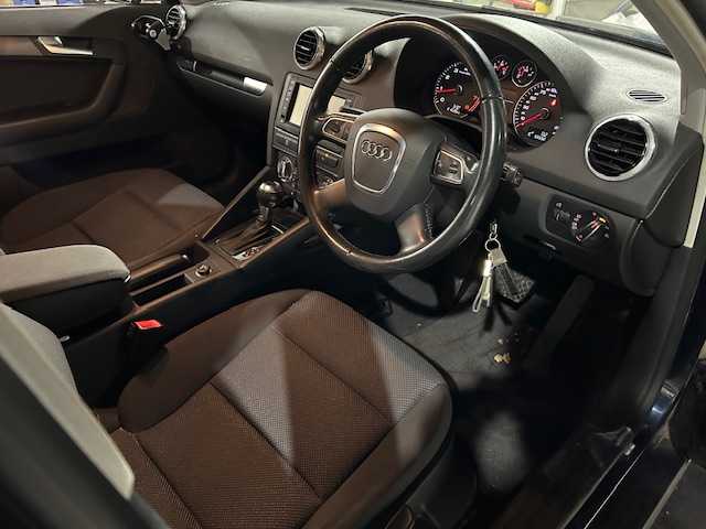 アウディ Ａ３ スポーツバック 1．4 TFSI 道東・釧路十勝 2010(平22)年 6.6万km ディープシーブルーパールエフェクト 横滑り防止/キセノンライト/コーナーセンサー/純正アルミ付夏タイヤ積込