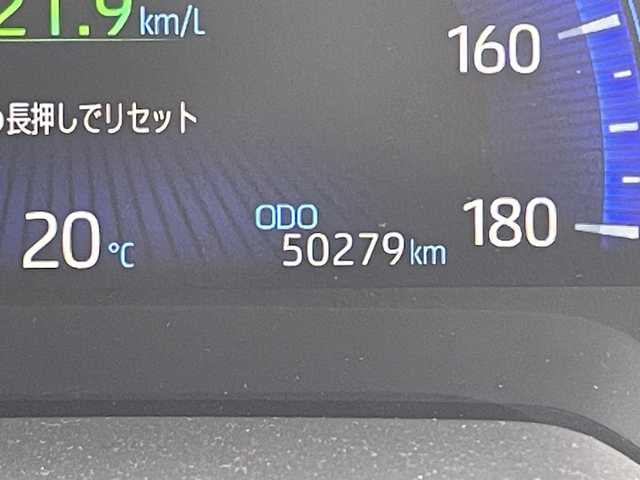 トヨタ カローラ スポーツ ハイブリッドG Z 大分県 2021(令3)年 5万km プラチナホワイトパールマイカ 純正18インチアルミホイール/純正フロアマット/純正ビルトインETC/社外ドラレコ/シートヒーター/横滑り防止装置/衝突被害軽減ブレーキ/オートライト/バックカメラ/クルーズコントロール/スマートキー