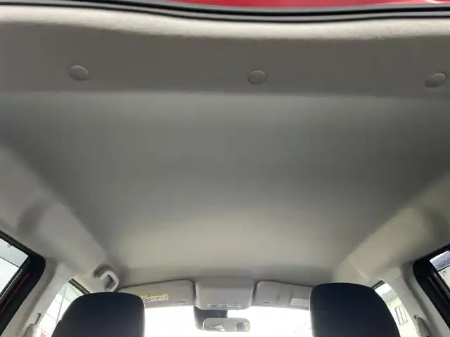 日産 ジューク 15RX Vセレクション 愛知県 2016(平28)年 2.6万km ラディアントレッド ワンオーナー/純正メモリナビ〈MJ116D-W〉/フルセグＴＶ/CD/AUX/バックカメラ/ビルトインETC/純正フロアマット/アイドリングストップ/車線逸脱警報/エマージェンシーブレーキ/ビークルダイナミクスコントロール/ステアリングスイッチ/フロントフォグランプ