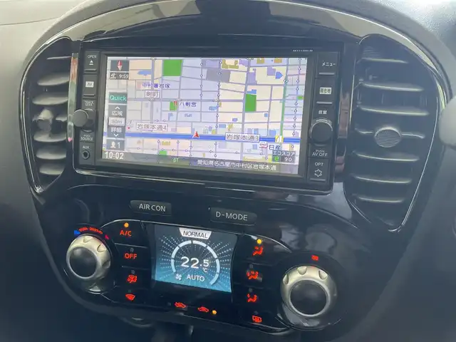 日産 ジューク 15RX Vセレクション 愛知県 2016(平28)年 2.6万km ラディアントレッド ワンオーナー/純正メモリナビ〈MJ116D-W〉/フルセグＴＶ/CD/AUX/バックカメラ/ビルトインETC/純正フロアマット/アイドリングストップ/車線逸脱警報/エマージェンシーブレーキ/ビークルダイナミクスコントロール/ステアリングスイッチ/フロントフォグランプ