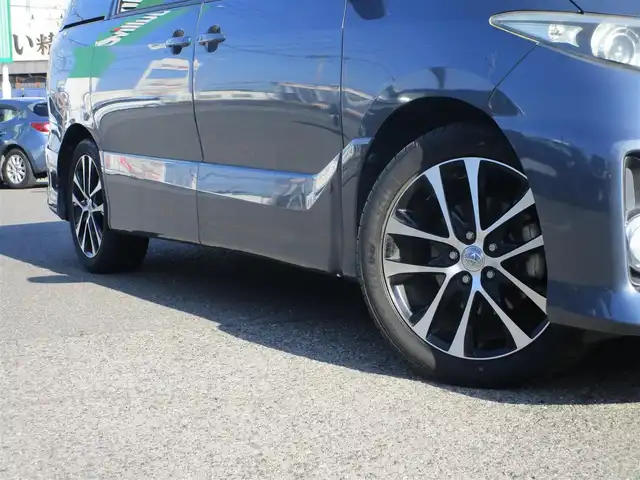 トヨタ エスティマ アエラス 岡山県 2013(平25)年 6.1万km グレイッシュブルーマイカメタリック ワンオーナー/純正SDナビ/フルセグテレビ/バックカメラ/Bluetooth/DVD再生可能/両側パワースライドドア/オートライト/クルーズコントロール/HIDヘッドライト/ビルトインETC/純正18AW/純正フロアマット