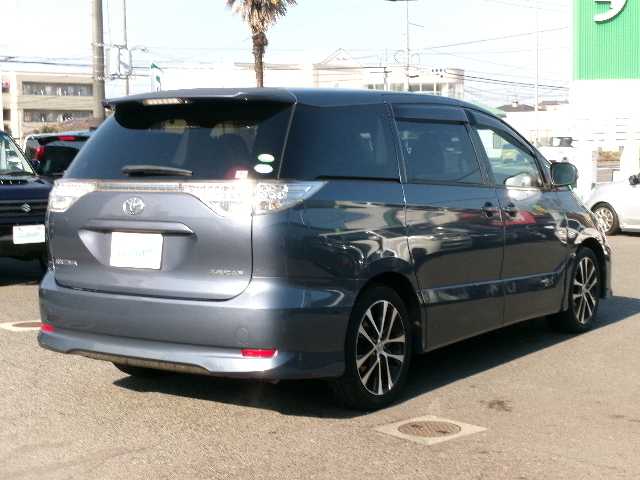 トヨタ エスティマ アエラス 岡山県 2013(平25)年 6.1万km グレイッシュブルーマイカメタリック ワンオーナー/純正SDナビ/フルセグテレビ/バックカメラ/Bluetooth/DVD再生可能/両側パワースライドドア/オートライト/クルーズコントロール/HIDヘッドライト/ビルトインETC/純正18AW/純正フロアマット